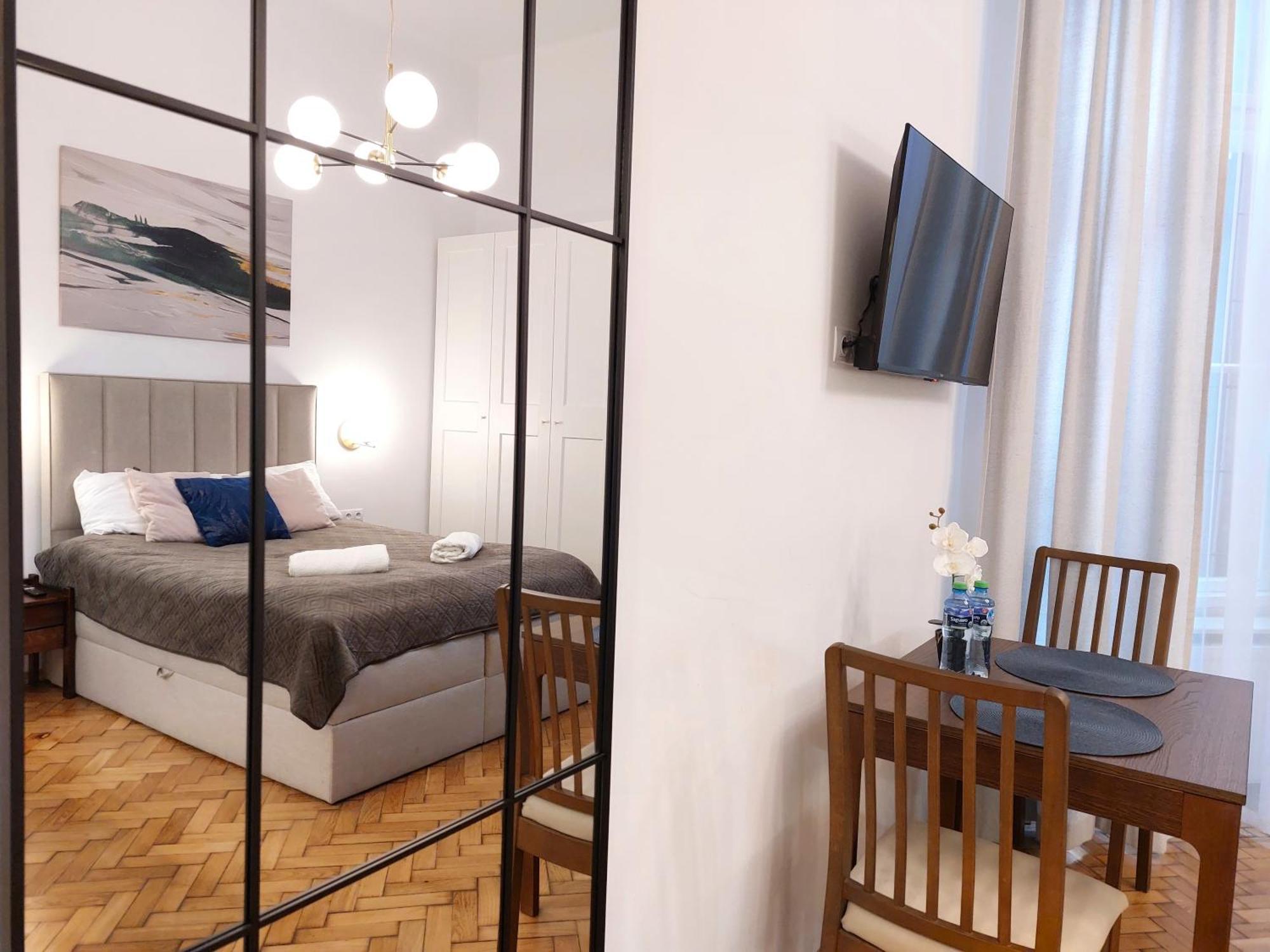 Unique Style Apartments Old Town - 25 Min From The Airport - By Homelike Cracóvia Exterior foto